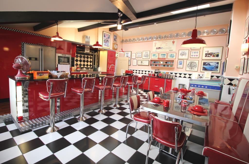 The Pitstop Little Hallingbury  Esterno foto